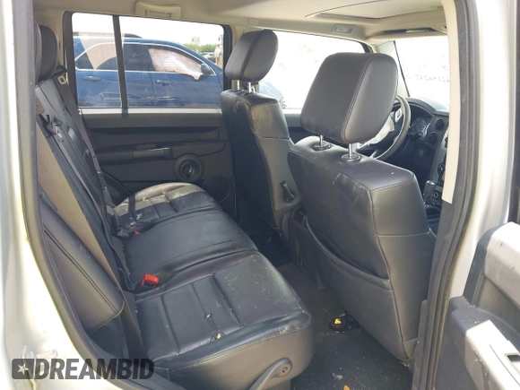 2008 Jeep Commander Sport z VIN 1J8HH48K88C101685, wystawiony jako IAAI lot #42156247 z przebiegiem 119 393 mil mil oraz . Historia ofert i sprzedaży dostępna na DreamBid. Obrazek 8.