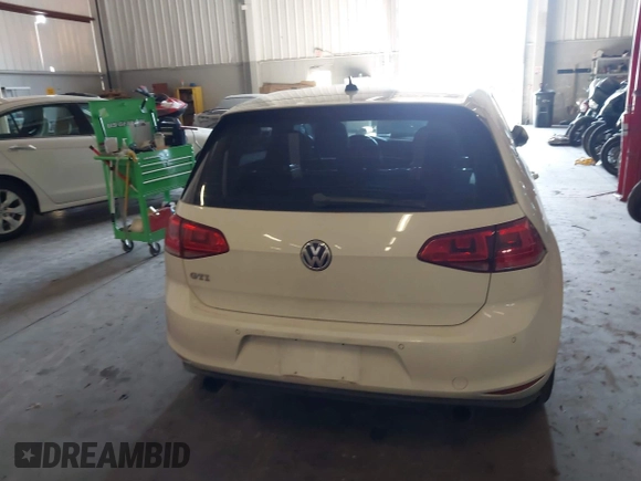 2015 Volkswagen GTI S с VIN 3VWYT7AU8FM067954, выставлен на аукционе IAAI как лот 41957265 с пробегом 107 116 миль миль и . История ставок и продаж доступна на DreamBid. Изображение 16.