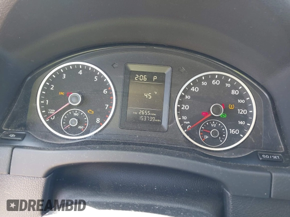 2011 Volkswagen Tiguan SE with VIN WVGBV7AX5BW549090, listed as a IAAI auction lot 41550983 with 153,739 mi miles and . Bid and sale history available at DreamBid. Image 7.