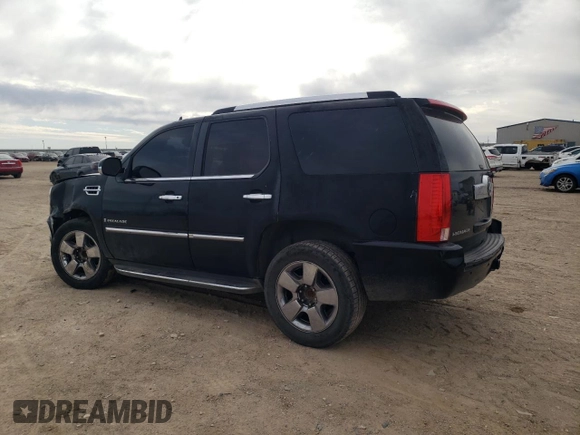 2007 Cadillac Escalade z VIN 1GYEC63857R355604, wystawiony jako Copart lot #47065715 z przebiegiem 199 631 mil mil oraz Szkoda całkowita • Salvage title. Historia ofert i sprzedaży dostępna na DreamBid. Obrazek 2.