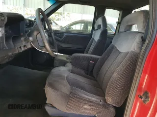 1996 GMC Sonoma SLS with VIN 1GTDT19W9T8510620, listed as a Copart auction lot 75432024 with 132,192 mi miles and Salvage Title. Bid and sale history available at carsss.com. Image 7.