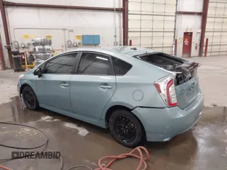 2013 Toyota Prius One z VIN JTDKN3DU5D5621042, wystawiony jako IAAI lot #42277891 z przebiegiem 233 484 mil mil oraz . Historia ofert i sprzedaży dostępna na DreamBid. Obrazek 3.