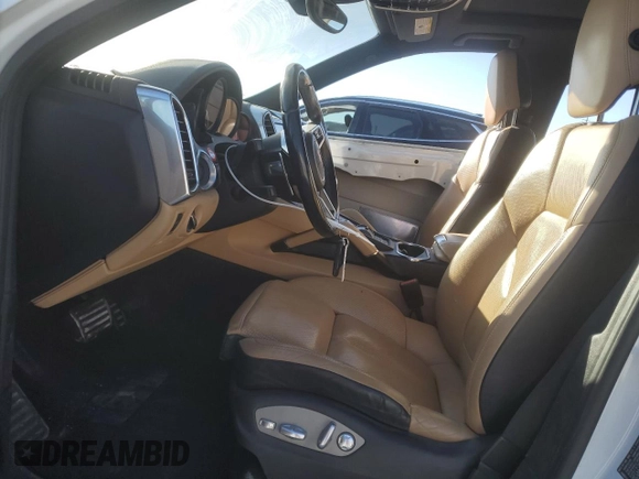 2016 Porsche Cayenne with VIN WP1AA2A23GLA06380, listed as a Copart auction lot 89397075 with 100,854 mi miles and Clean Title. Bid and sale history available at carsss.com. Image 7.