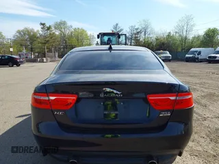 2017 Jaguar XE 35t Prestige with VIN SAJAK4BV1HA966878, listed as a IAAI auction lot 42115970 with 62,949 mi miles. Bid and sale history available at carsss.com. Image 16.