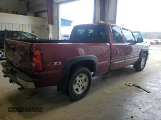 2005 Chevrolet Silverado 1500 Z71 with VIN 1GCEK19Z65Z333359, listed as a Copart auction lot 55094185 with 303,261 mi miles and Non Repairable. Bid and sale history available at DreamBid. Image 3.