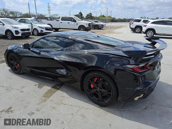 2022 Chevrolet Corvette 3LT z VIN 1G1YC2D41N5105717, wystawiony jako Copart lot #53651315 z przebiegiem Nie podano mil oraz Czysty tytuł • Clean title. Historia ofert i sprzedaży dostępna na DreamBid. Obrazek 2.