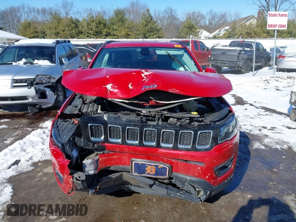 2018 Jeep Compass Altitude with VIN 3C4NJDBB0JT192615, listed as a IAAI auction lot 41633528 with 81,983 mi miles and . Bid and sale history available at carsss.com. Image 11.