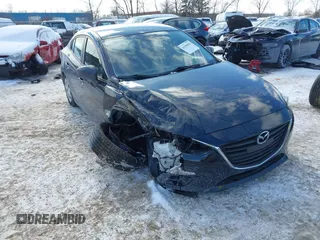 2015 Mazda 3 i Sport z VIN 3MZBM1U7XFM230724, wystawiony jako IAAI lot #41596050 z przebiegiem 85 298 mil mil oraz . Historia ofert i sprzedaży dostępna na DreamBid. Obrazek 1.