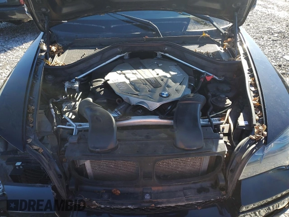2011 BMW X6 50i with VIN 5UXFG8C55BLZ95130, listed as a Copart auction lot 80016764 with 105,710 mi miles and Salvage Title. Bid and sale history available at carsss.com. Image 11.
