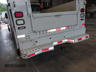 2016 Ford F-250 XL с VIN 1FD7X2B64GEC87410, выставлен на аукционе IAAI как лот 42014965 с пробегом Не указан миль и . История ставок и продаж доступна на DreamBid. Изображение 12.