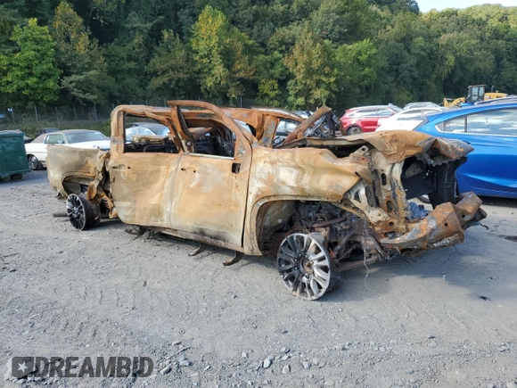 2022 Chevrolet Silverado 3500HD High Country with VIN 1GC4YVEY4NF233535, listed as a Copart auction lot 72358654 with 0 mi miles and Salvage Title. Bid and sale history available at carsss.com. Image 4.