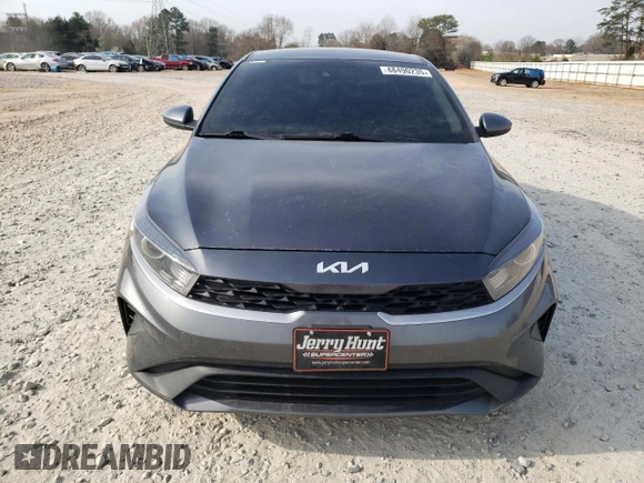 2022 Kia Forte LXS with VIN 3KPF24AD3NE502206, listed as a Copart auction lot 48490235 with 60,307 mi miles and Salvage Title. Bid and sale history available at DreamBid. Image 5.