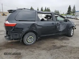 2018 Toyota Sienna LE Auto Access Seat with VIN 5TDKZ3DC6JS924316, listed as a Copart auction lot 61822215 with 123,396 mi miles and Salvage title. Bid and sale history available at DreamBid. Image 3.