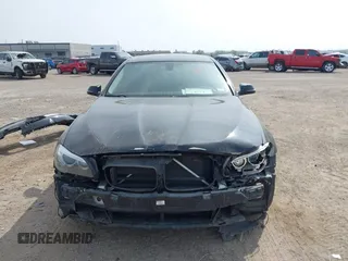 2015 BMW 5 Series 528i with VIN WBA5A5C58FD520694, listed as a IAAI auction lot 41804906 with 121,636 mi miles. Bid and sale history available at carsss.com. Image 13.