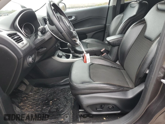 2021 Jeep Compass Latitude with VIN 3C4NJDBB4MT507484, listed as a Copart auction lot 47925165 with 17,644 mi miles and Non repairable. Bid and sale history available at DreamBid. Image 7.