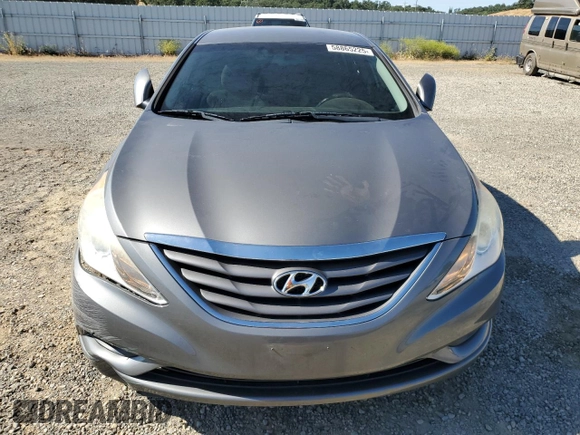2013 Hyundai Sonata GLS z VIN 5NPEB4AC4DH585156, wystawiony jako Copart lot #58865225 z przebiegiem 142 382 mil mil oraz Szkoda całkowita • Salvage title. Historia ofert i sprzedaży dostępna na DreamBid. Obrazek 5.