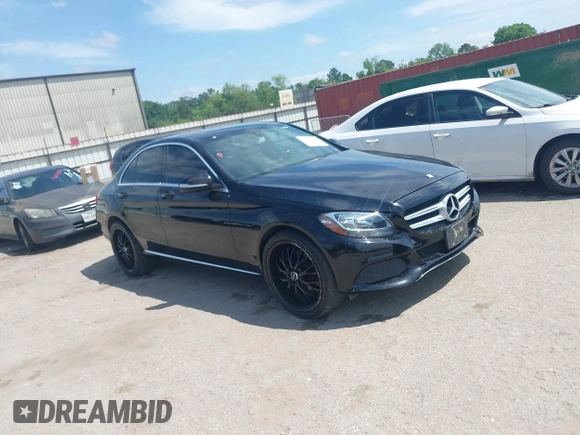 2015 Mercedes-Benz C 300 Luxury with VIN 55SWF4KB0FU024371, listed as a IAAI auction lot 42056336 with 50,530 mi miles and . Bid and sale history available at DreamBid. Image 1.