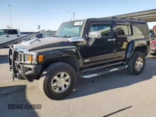 2007 Hummer H3 SUV with VIN 5GTDN13E178165527, listed as a Copart auction lot 71111064 with 108,951 mi miles and Clean Title. Bid and sale history available at DreamBid. Image 1.