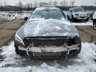 2019 Mercedes-Benz C 300 with VIN WDDWF8EB3KR505178, listed as a Copart auction lot 43122465 with 76,570 mi miles and Salvage title. Bid and sale history available at DreamBid. Image 5.