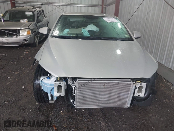 2018 Hyundai Elantra SEL z VIN KMHD84LF1JU499186, wystawiony jako IAAI lot #41950942 z przebiegiem 28 198 mil mil oraz . Historia ofert i sprzedaży dostępna na DreamBid. Obrazek 6.