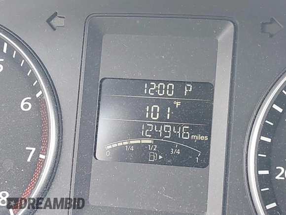 2013 Volkswagen Jetta SE с VIN 3VWDX7AJXDM365203, выставлен на аукционе IAAI как лот 42551918 с пробегом 124 946 миль миль и . История ставок и продаж доступна на DreamBid. Изображение 7.