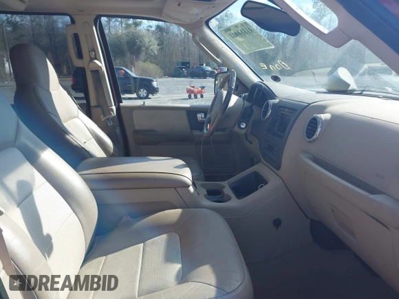 2004 Ford Expedition Eddie Bauer with VIN 1FMFU17L04LA90805, listed as a IAAI auction lot 41610927 with 245,847 mi miles and . Bid and sale history available at DreamBid. Image 5.