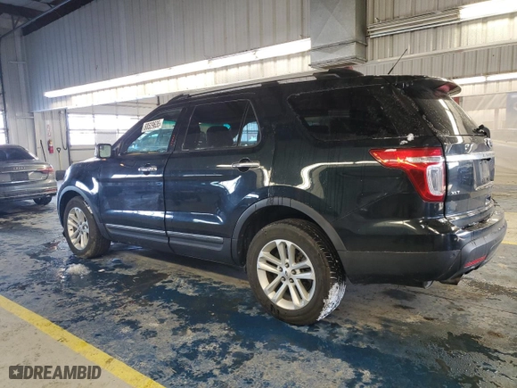 2014 Ford Explorer XLT with VIN 1FM5K7D90EGB91785, listed as a Copart auction lot 88529635 with 144,151 mi miles and Salvage Title. Bid and sale history available at carsss.com. Image 2.