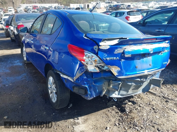 2016 Nissan Versa SV z VIN 3N1CN7AP9GL840460, wystawiony jako IAAI lot #41451719 z przebiegiem Nie podano mil oraz . Historia ofert i sprzedaży dostępna na DreamBid. Obrazek 3.