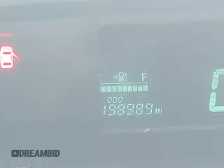 2005 Toyota Prius z VIN JTDKB20U953016544, wystawiony jako IAAI lot #42351340 z przebiegiem 198 989 mil mil oraz . Historia ofert i sprzedaży dostępna na DreamBid. Obrazek 7.