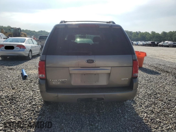 2005 Ford Explorer XLT with VIN 1FMZU63K25UA96267, listed as a Copart auction lot 56800105 with 255,774 mi miles and Salvage title. Bid and sale history available at DreamBid. Image 6.