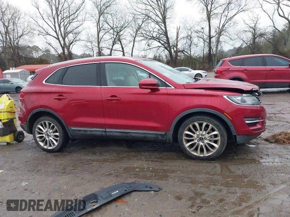 2018 Lincoln MKC Reserve z VIN 5LMCJ3C98JUL30557, wystawiony jako IAAI lot #41432046 z przebiegiem 116 000 mil mil oraz . Historia ofert i sprzedaży dostępna na DreamBid. Obrazek 13.