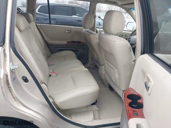 2004 Toyota Highlander with VIN JTEEP21A140044174, listed as a IAAI auction lot 41253808 with 133,357 mi miles. Bid and sale history available at carsss.com. Image 8.