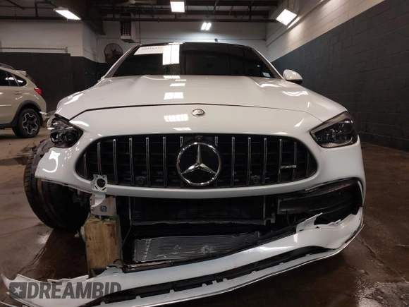 2024 Mercedes-Benz C 43 AMG z VIN W1KAF8HB8RR161248, wystawiony jako IAAI lot #42016332 z przebiegiem 3 161 mil mil oraz . Historia ofert i sprzedaży dostępna na DreamBid. Obrazek 12.