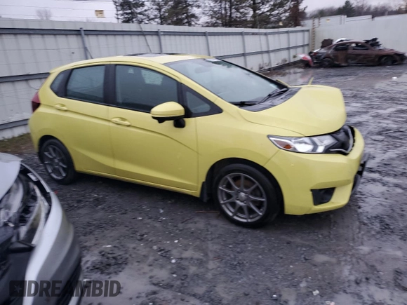 2015 Honda Fit EX with VIN 3HGGK5G80FM769753, listed as a Copart auction lot 82229354 with 101,079 mi miles and Salvage title. Bid and sale history available at DreamBid. Image 4.