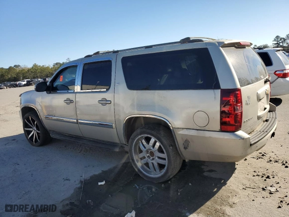 2007 Chevrolet Suburban LTZ with VIN 3GNFC16097G248582, listed as a Copart auction lot 49572645 with 205,613 mi miles and Non Repairable. Bid and sale history available at carsss.com. Image 2.