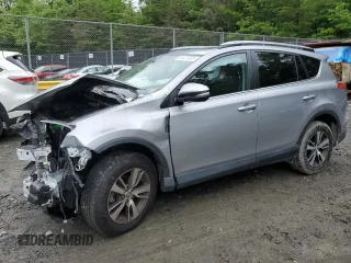 2018 Toyota RAV4 XLE z VIN 2T3RFREV2JW845444, wystawiony jako Copart lot #58927835 z przebiegiem 70 248 mil mil oraz Szkoda całkowita • Salvage title. Historia ofert i sprzedaży dostępna na DreamBid. Obrazek 1.