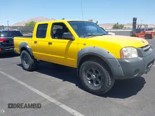 2001 Nissan Frontier SE z VIN 1N6ED27T61C355015, wystawiony jako IAAI lot #42381391 z przebiegiem Nie podano mil oraz . Historia ofert i sprzedaży dostępna na DreamBid. Obrazek 1.
