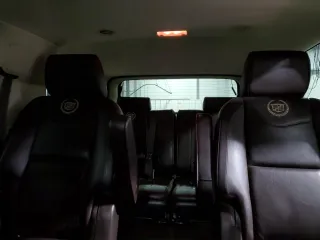 2014 Cadillac Escalade Platinum z VIN 1GYS4DEFXER185821, wystawiony jako Copart lot #78926874 z przebiegiem 142 534 mil mil oraz Szkoda całkowita • Salvage title. Historia ofert i sprzedaży dostępna na DreamBid. Obrazek 10.
