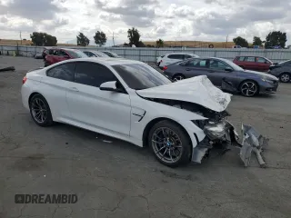 2015 BMW M4 with VIN WBS3R9C53FK334270, listed as a Copart auction lot 68763514 with 71,816 mi miles and Salvage Title. Bid and sale history available at carsss.com. Image 4.