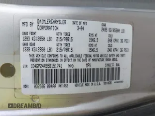 2005 Dodge Caravan SE with VIN 1D4GP24R95B151741, listed as a IAAI auction lot 42215827 with 189,025 mi miles and . Bid and sale history available at carsss.com. Image 9.