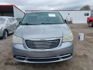 2014 Chrysler Town & Country Touring with VIN 2C4RC1BG7ER208324, listed as a IAAI auction lot 42102263 with 223,953 mi miles. Bid and sale history available at carsss.com. Image 6.