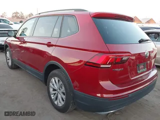 2018 Volkswagen Tiguan S with VIN 3VV1B7AX9JM068218, listed as a IAAI auction lot 41297391 with 41,143 mi miles. Bid and sale history available at carsss.com. Image 3.