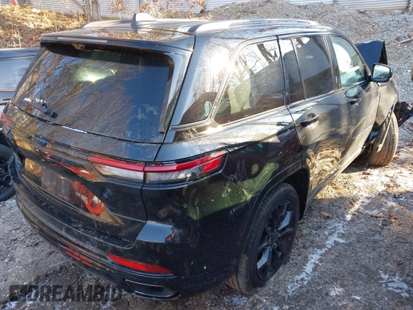 2024 Jeep Grand Cherokee with VIN 1C4RJYB69R8510818, listed as a IAAI auction lot 41574720 with 5,453 mi miles and . Bid and sale history available at DreamBid. Image 4.