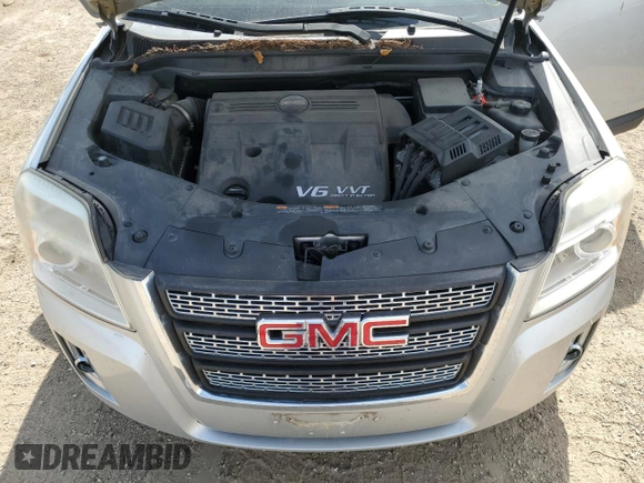 2015 GMC Terrain SLT z VIN 2GKFLYE3XF6336133, wystawiony jako Copart lot #55439065 z przebiegiem 106 041 mil mil oraz Szkoda całkowita • Salvage title. Historia ofert i sprzedaży dostępna na DreamBid. Obrazek 11.