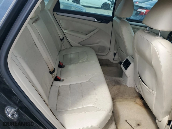 2014 Volkswagen Passat SE w/Sunroof with VIN 1VWBS7A39EC086853, listed as a Copart auction lot 49458675 with 118,148 mi miles and Non Repairable. Bid and sale history available at carsss.com. Image 10.