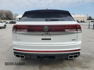 2024 Volkswagen Atlas SEL R-Line with VIN 1V2AE2CA5RC235798, listed as a Copart auction lot 46347495 with 1,306 mi miles and Salvage title. Bid and sale history available at DreamBid. Image 6.