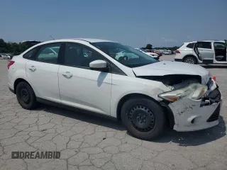 2012 Ford Focus SE z VIN 1FAHP3F24CL427067, wystawiony jako Copart lot #60402005 z przebiegiem 141 810 mil mil oraz Czysty tytuł • Clean title. Historia ofert i sprzedaży dostępna na DreamBid. Obrazek 4.