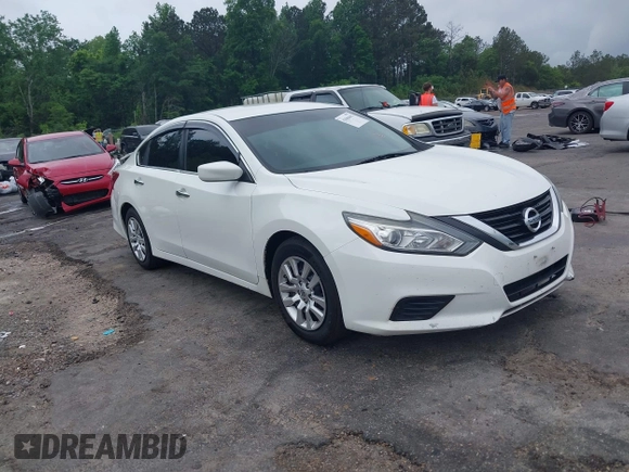 2018 Nissan Altima SR with VIN 1N4AL3AP5JC214819, listed as a IAAI auction lot 42066442 with 161,323 mi miles and . Bid and sale history available at carsss.com. Image 1.