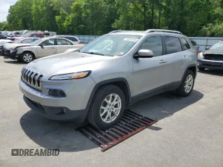 2015 Jeep Cherokee Latitude z VIN 1C4PJMCS4FW604866, wystawiony jako Copart lot #57821075 z przebiegiem 192 082 mil mil oraz Tytuł czysty. Historia ofert i sprzedaży dostępna na DreamBid. Obrazek 1.