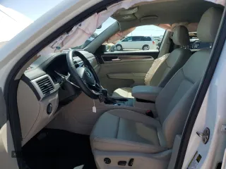 2019 Volkswagen Atlas SE z VIN 1V2WR2CA7KC598569, wystawiony jako Copart lot #52291815 z przebiegiem 92 778 mil mil oraz Szkoda całkowita • Salvage title. Historia ofert i sprzedaży dostępna na DreamBid. Obrazek 7.